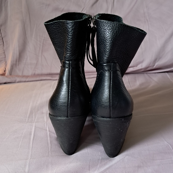 Splendid Black Cherie Soft All Leather Dress Short Boot with Side Zipper Sz 7 - Picture 5 of 10